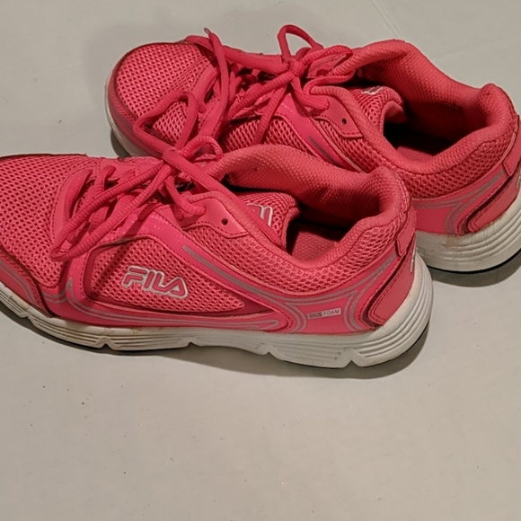 hot pink fila sneakers